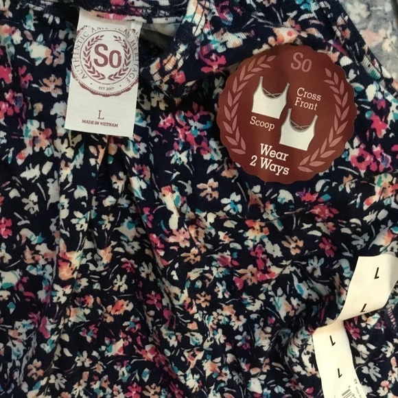 SO L floral tank NWT reversible criss cross - Picture 3 of 16